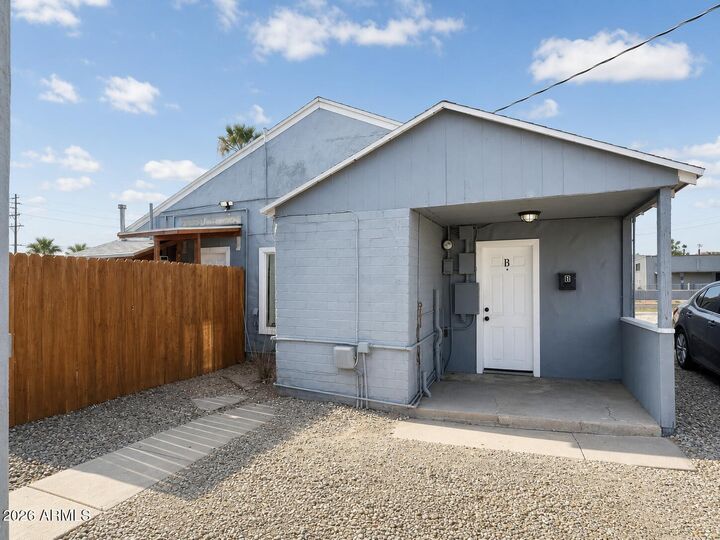Property Photo: 5915 W Palmaire Avenue B AZ 85301