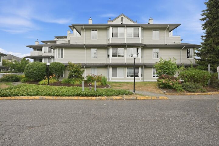 12130 80 Avenue 304 — photo 1