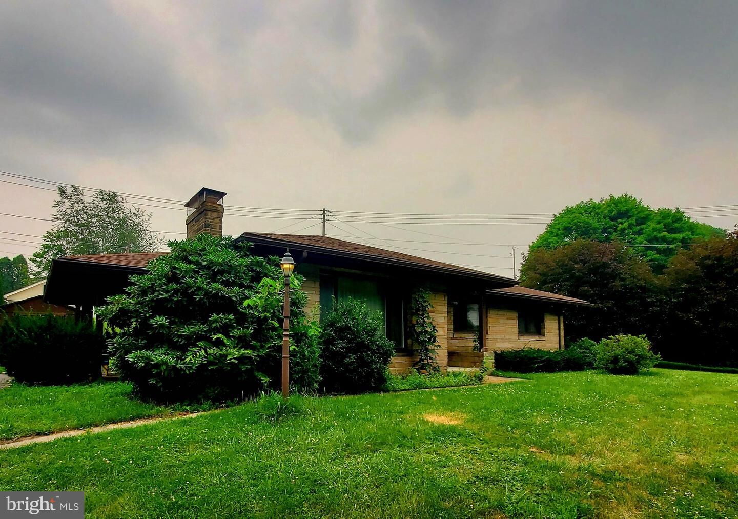 Property Photo: 9 E North Street PA 18250