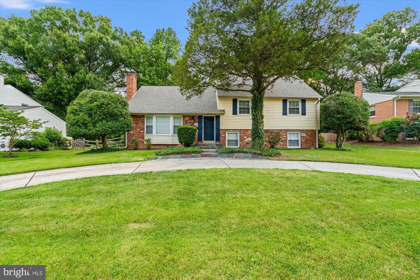 Property Photo:  8403 W Boulevard Drive  VA 22308 