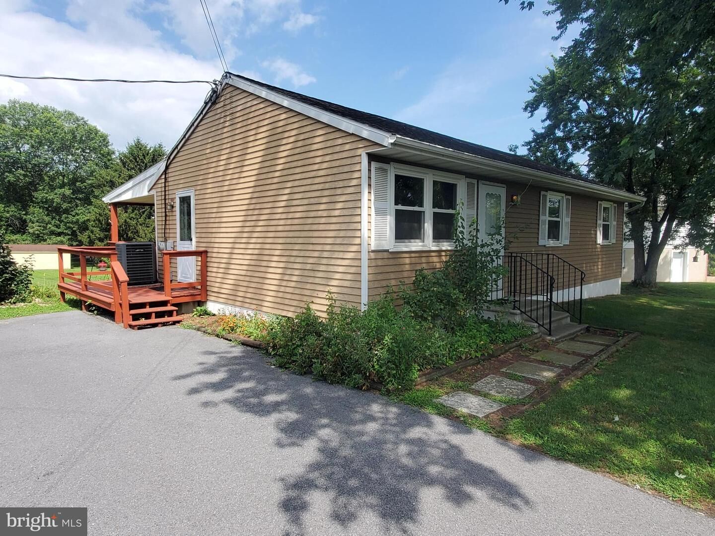 Property Photo: 570 Gulden Road PA 19510