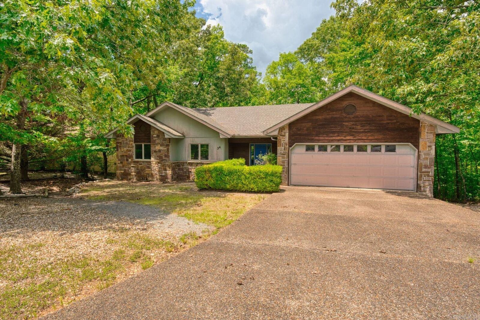 Property Photo:  34 Encantado Way  AR 71909 