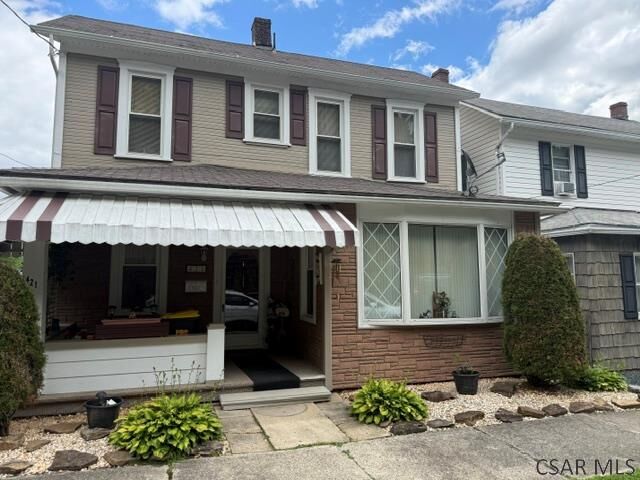 Property Photo: 421 Vickroy Ave PA 15905