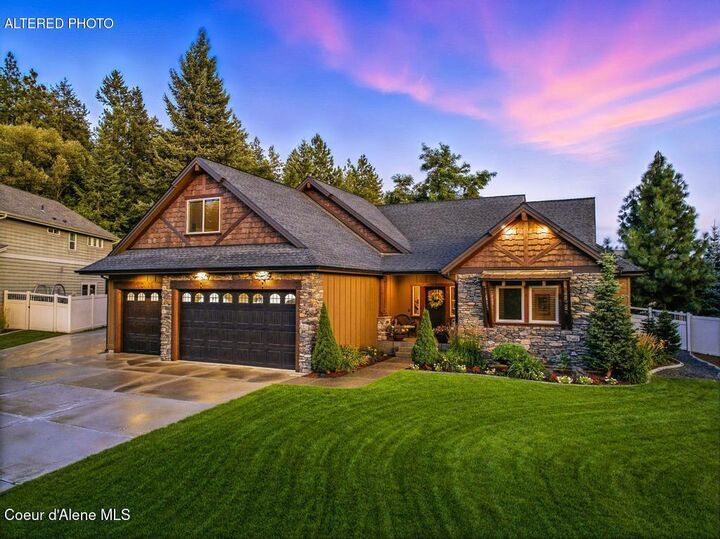 Property Photo: 1122 E Maroon Creek Dr ID 83835