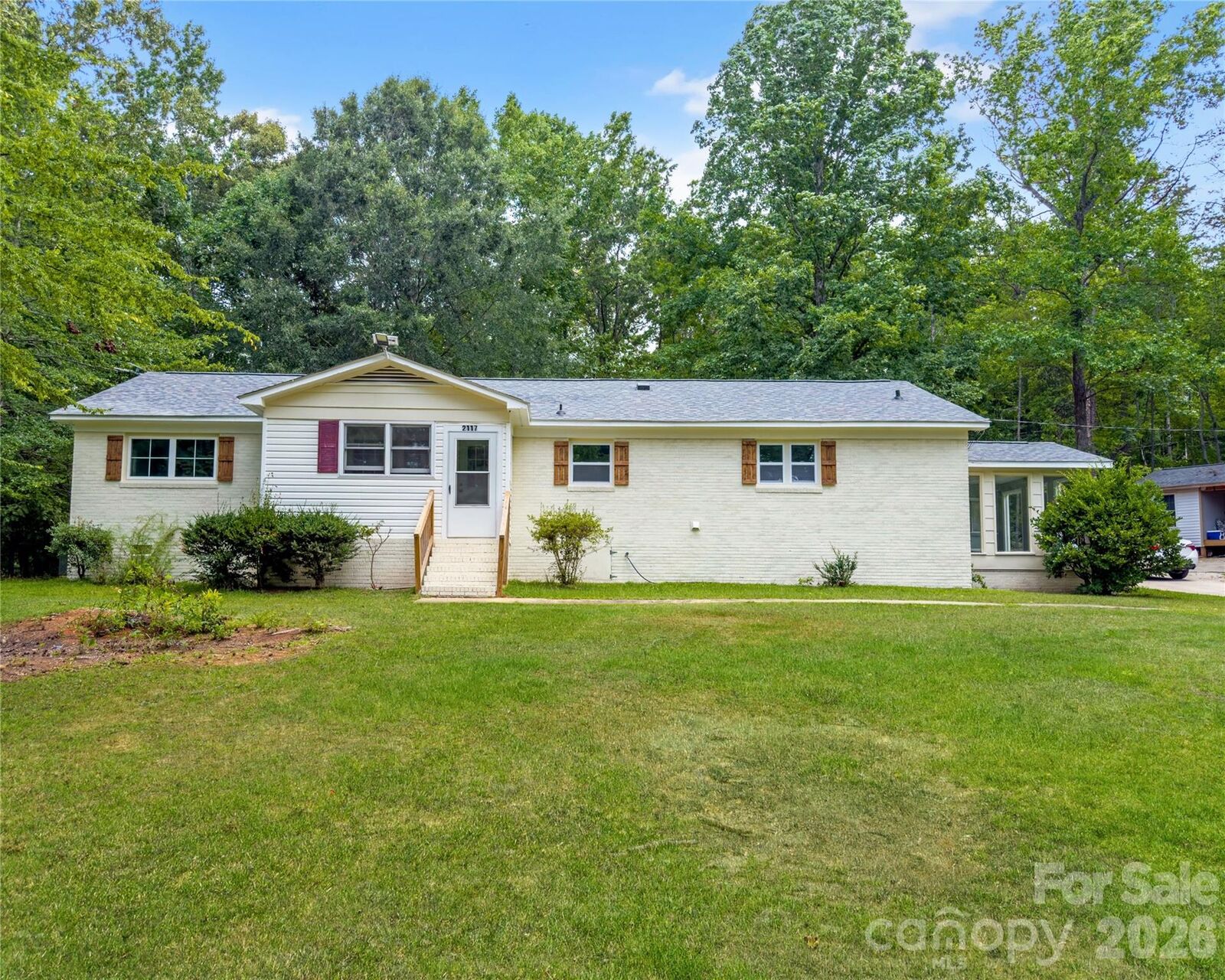 Property Photo: 2117 Emma Circle SC 29720