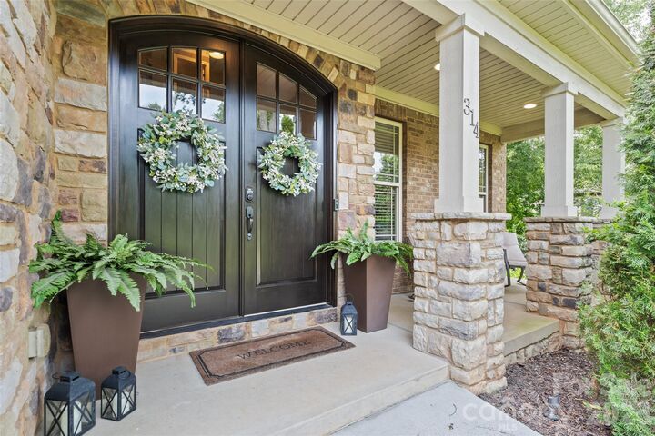 Property Photo:  314 Stone Cliff Lane  SC 29710 