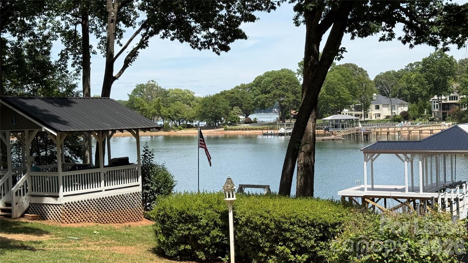 Property Photo: 16318 Stinson Cove Road NC 28078