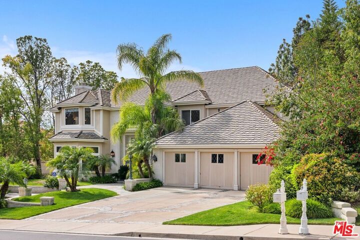 Property Photo: 5405 Fremantle Ln CA 91302