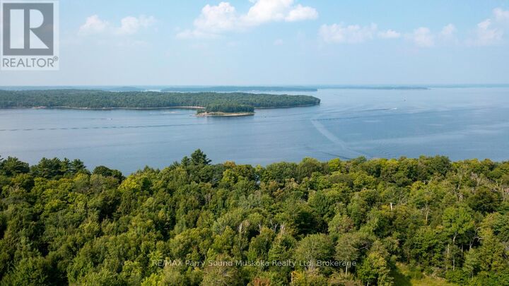 Property Photo: 808 Paradise Lane East Lot 206 ON P2A 2X4