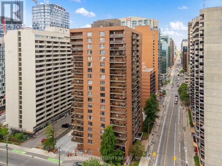 Property Photo: 475 Laurier Avenue West 2001 ON K1R 7X1