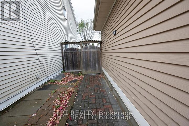 Property Photo: 27 Rockcress Gardens ON K2G 5A6