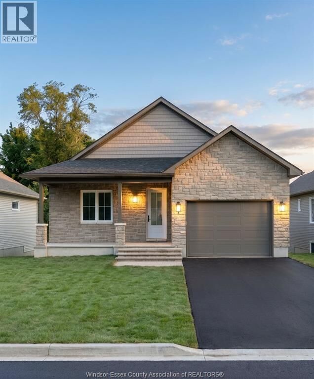 Property Photo: 78 Rabb Street ON K7A 0L6