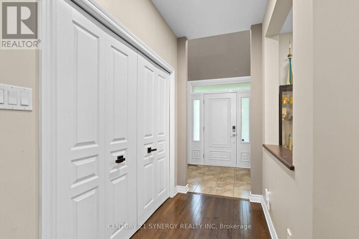Property Photo:  532 Landswood Way  ON K2S 0A6 