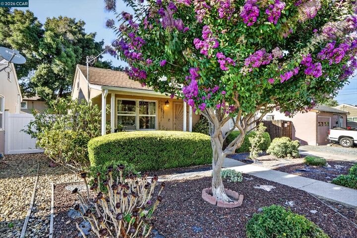 Property Photo: 310 W Madill St CA 94509