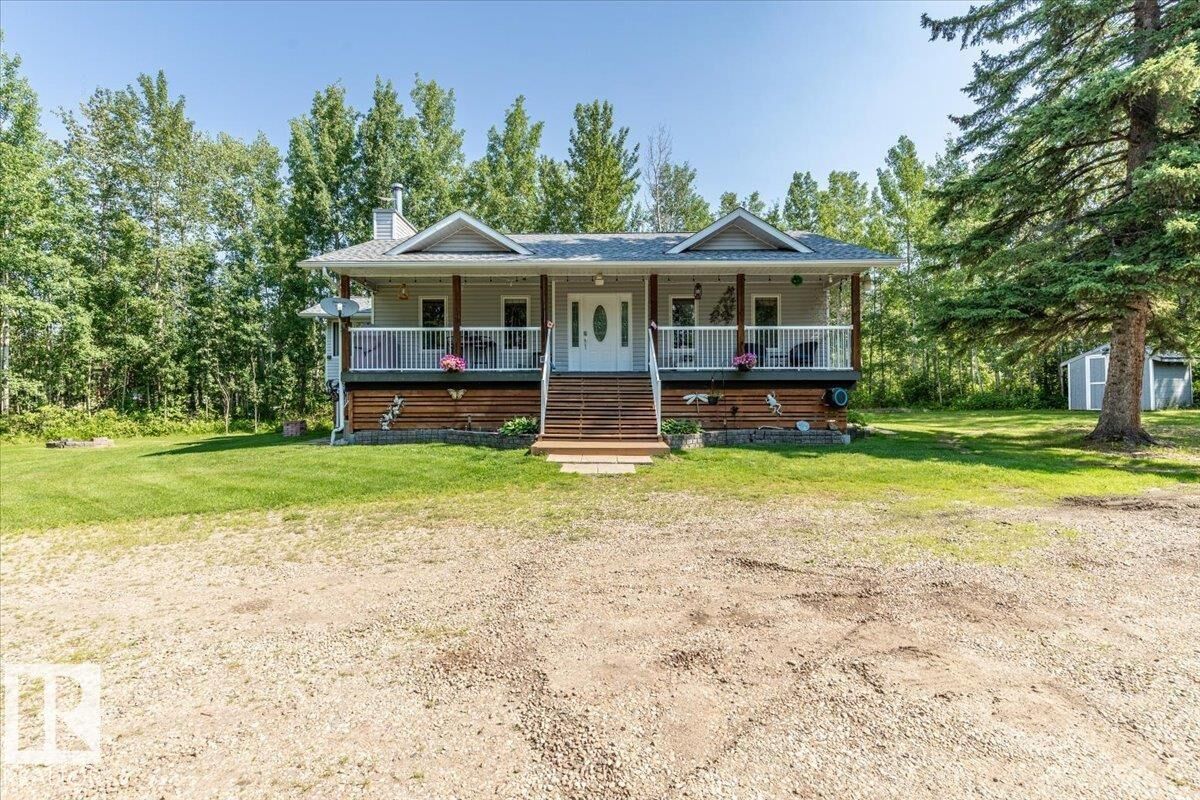 Property Photo: 5502 39 Street AB T0C 2C0