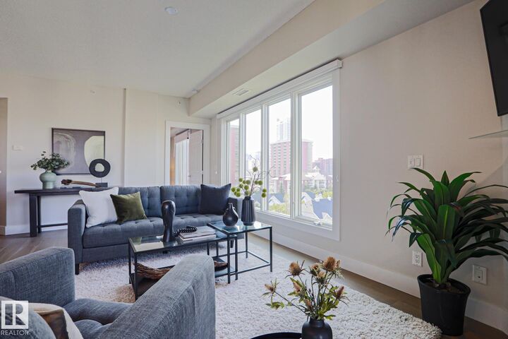 Property Photo: 10303 111 Street NW 703 AB T5K 0C6