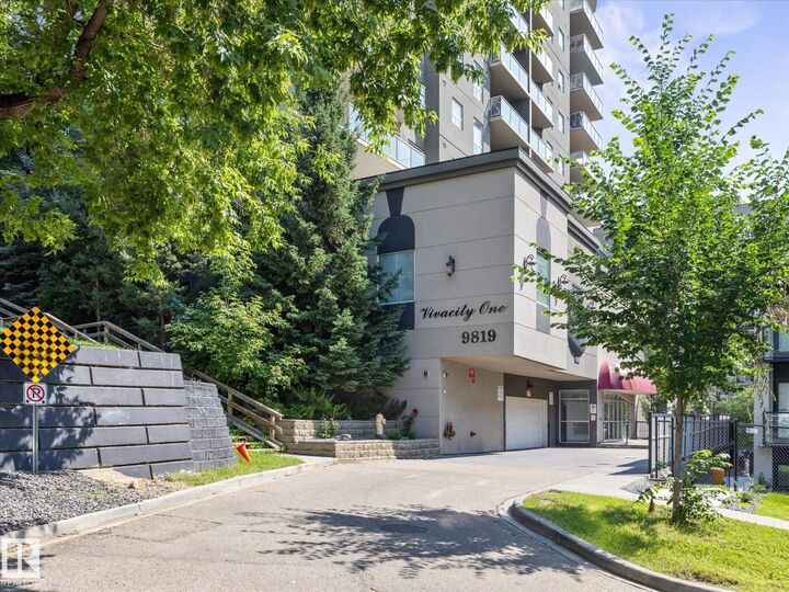 Property Photo: 9819 104 Street NW 707 AB T5K 0Y8