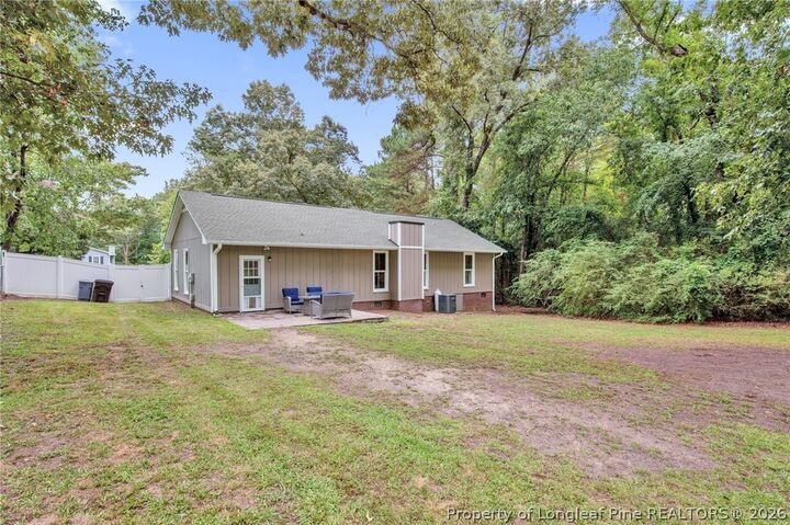 Property Photo: 162 Oakridge Avenue NC 28390