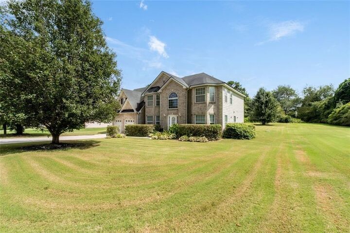 Property Photo: 208 Sheffield Lane GA 30127