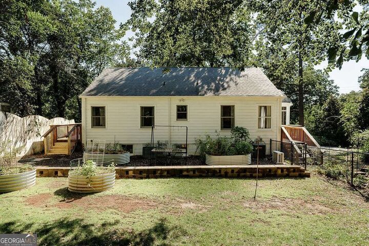 Property Photo: 1686 S Milledge Avenue GA 30606
