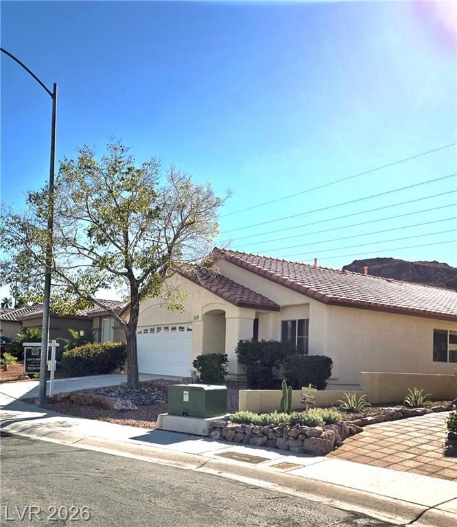 Property Photo:  695 Jane Eyre Place  NV 89002 