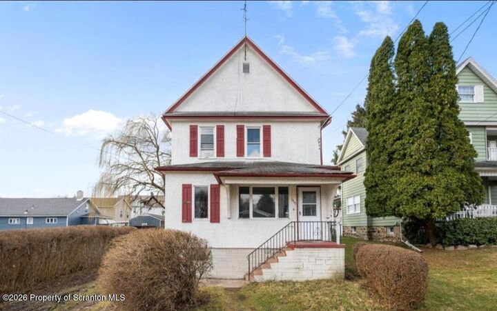 Property Photo:  1413 Bulwer Street Unit 1  PA 18504 