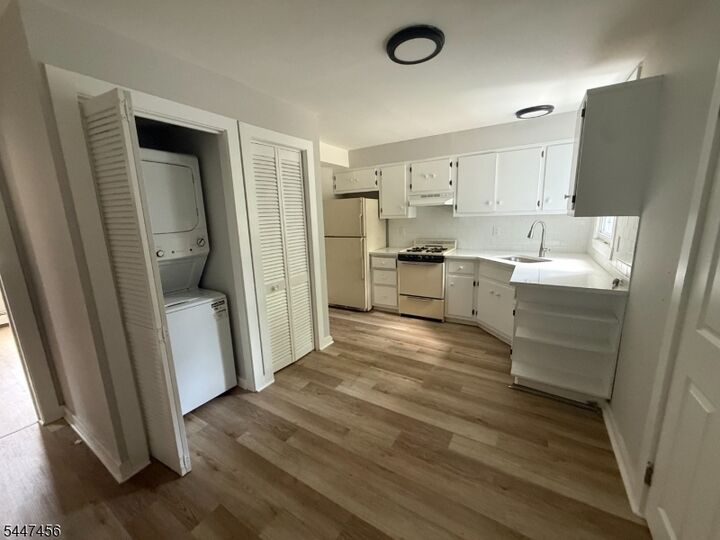 Property Photo:  47 Church Street B  NJ 07079 