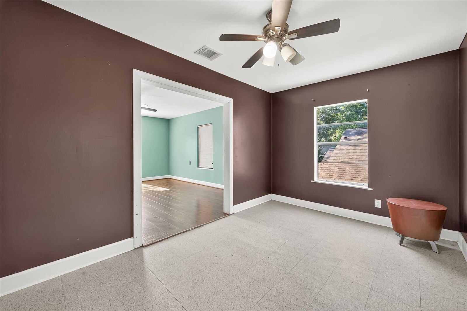 Property Photo: 7111 Myrtle Street TX 77087