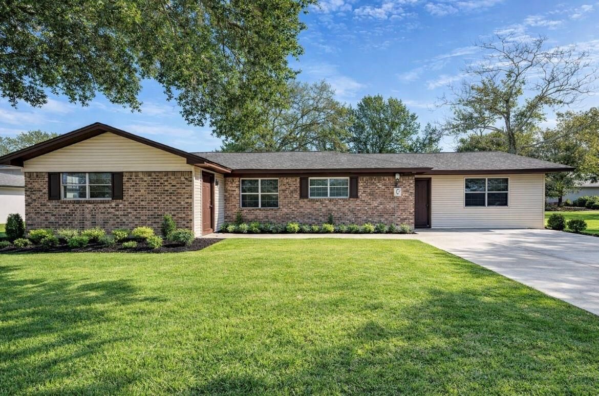 Property Photo: 3311 County Road 890 TX 77511