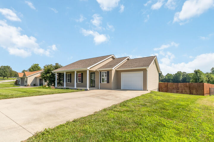 Property Photo:  276 Pebble Branch Drive  KY 42544 