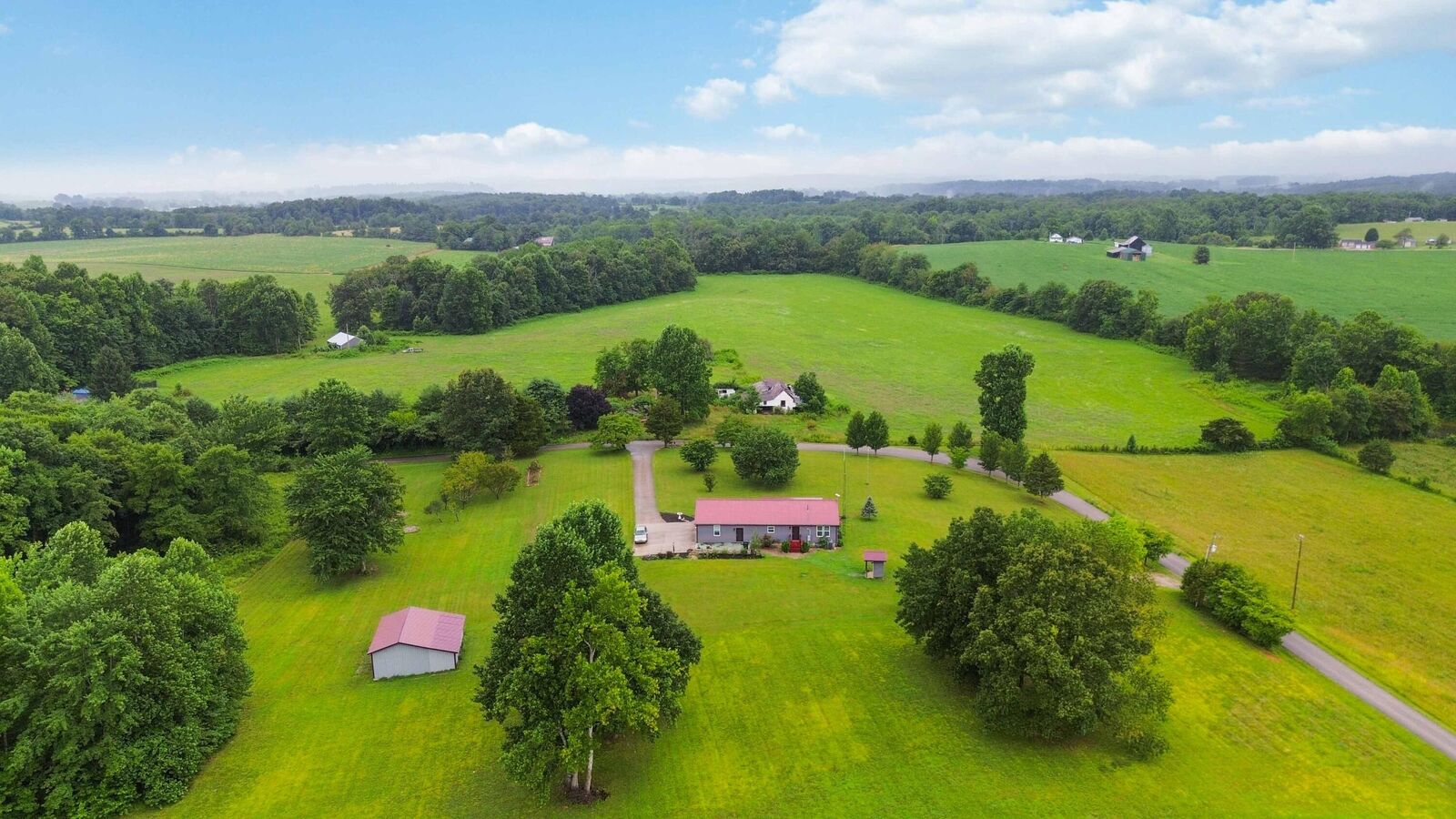 Property Photo: 1716 Liberty Road KY 42567