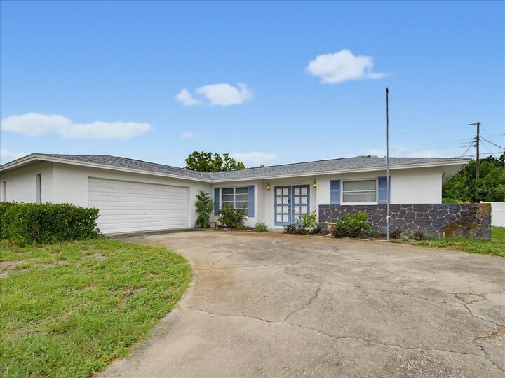 Property Photo:  1774 Pomelo Drive  FL 34293 