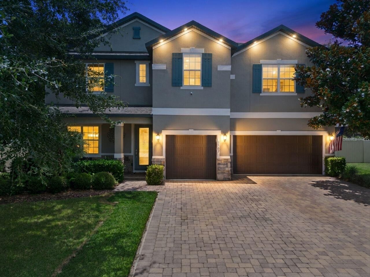 Property Photo:  3169 Pinenut Drive  FL 32712 