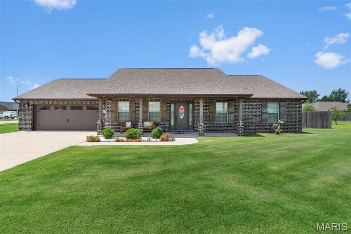 Property Photo:  1208 Huntress Drive  MO 63801 