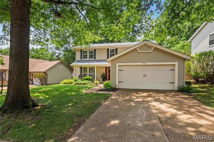 Property Photo:  811 Weatherwood  MO 63021 