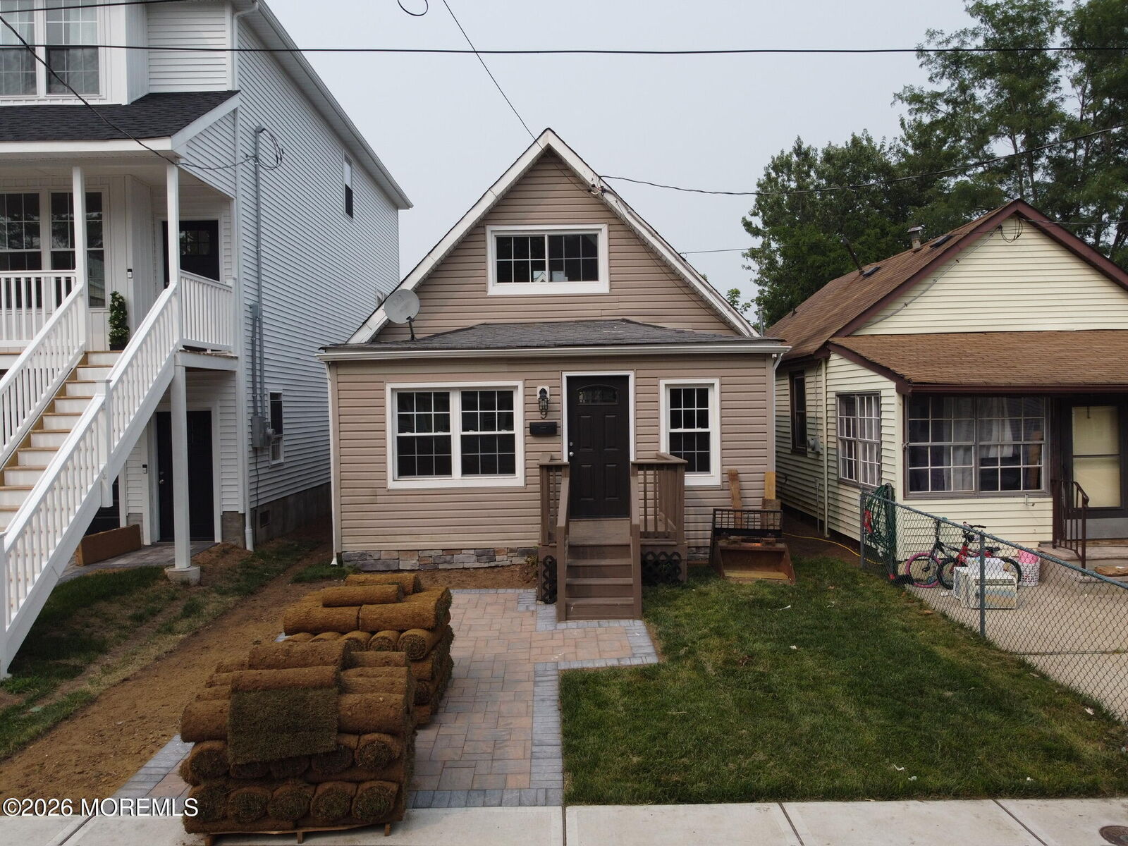 Property Photo:  9 Woodland Avenue  NJ 07734 