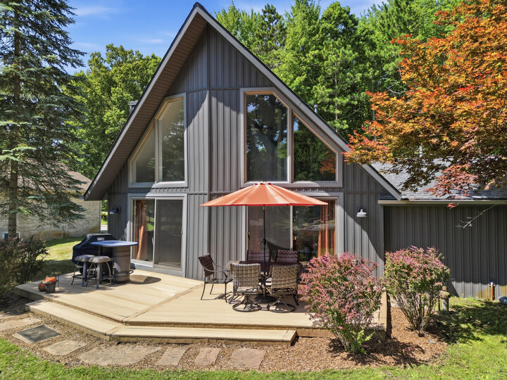 Property Photo: 6920 Mayfair Drive MI 49346