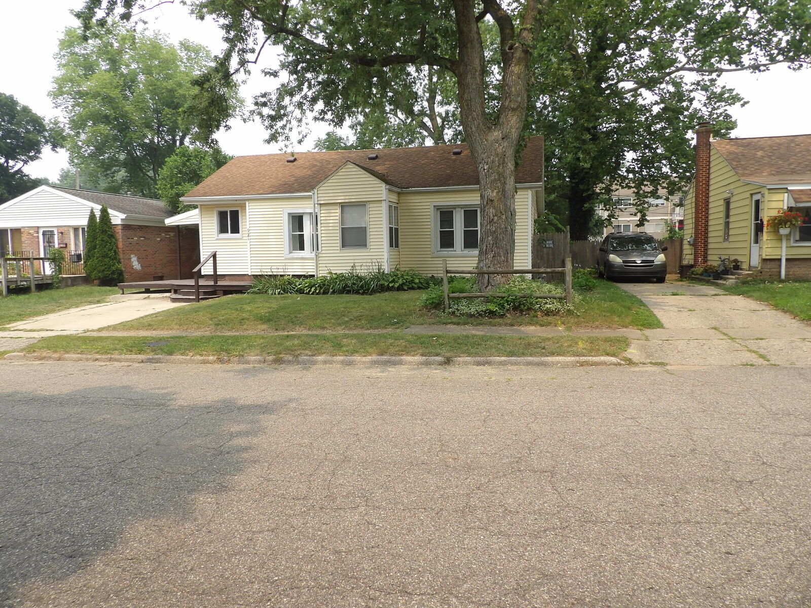 Property Photo: 921 Burns Street MI 49120