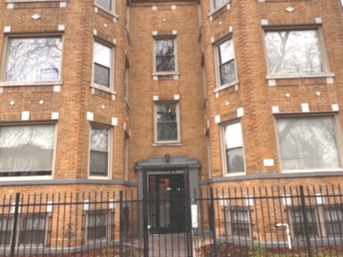 Property Photo: 6945 S Dorchester Avenue 2S IL 60637