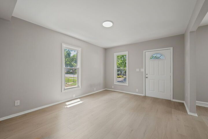 Property Photo: 780 S Elm Avenue IL 60901