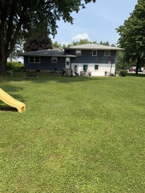Property Photo:  360 Swanson Road  IL 60178 