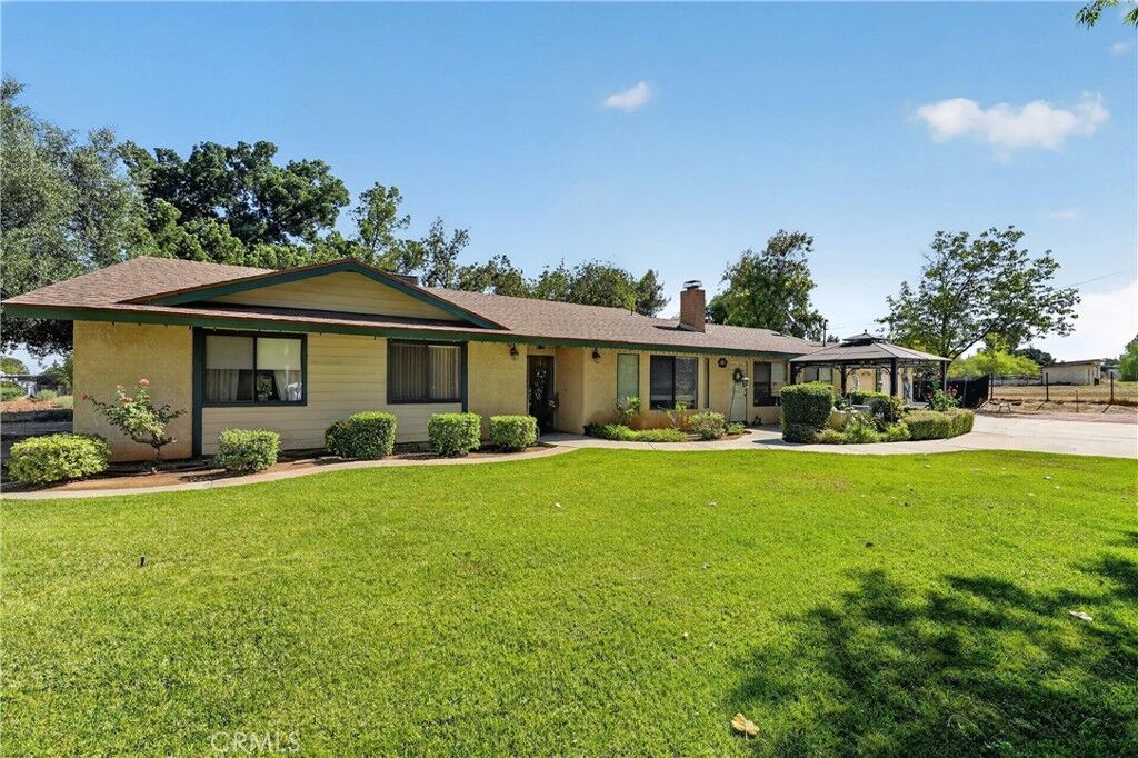Property Photo: 18666 Bert Road CA 92508