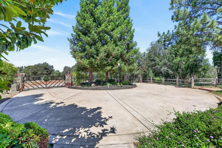 Property Photo: 2640 Mohammed Lane CA 95658