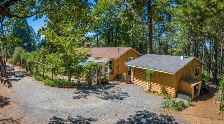 Property Photo: 10367 S Ponderosa Way CA 95975