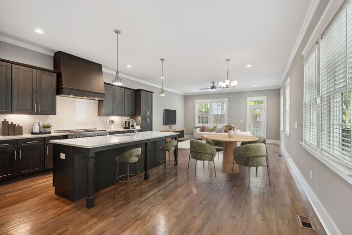 Property Photo: 1007B Southside Ave TN 37203