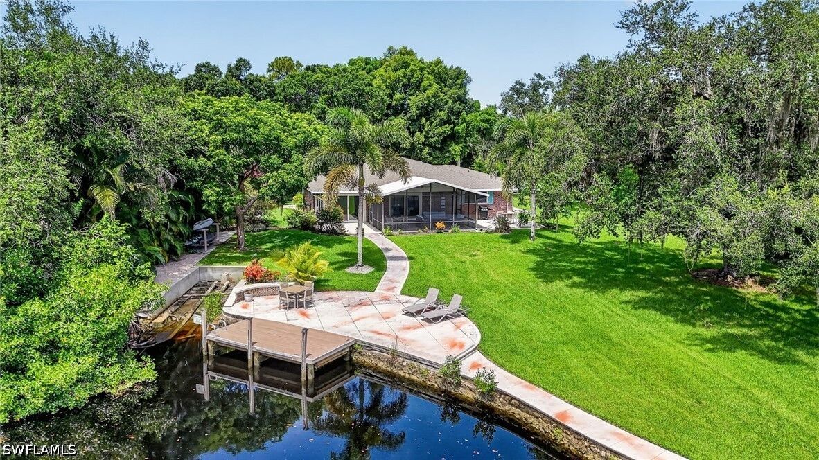 Property Photo: 27278 Tennessee Street FL 34135