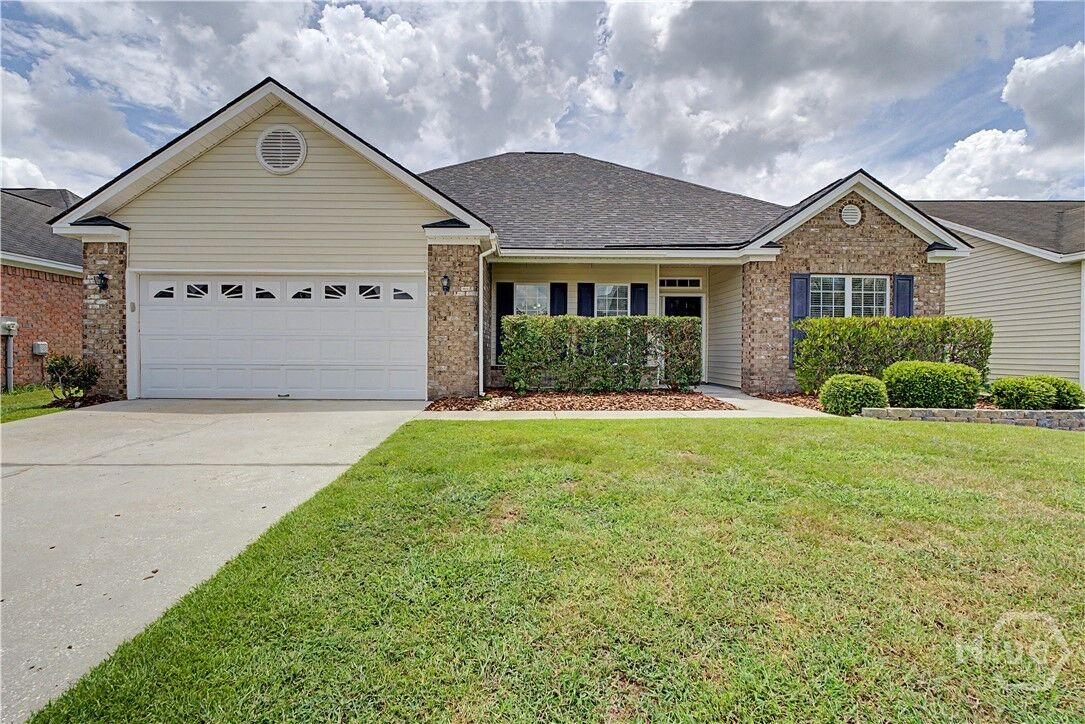 Property Photo: 154 Carlisle Way GA 31419