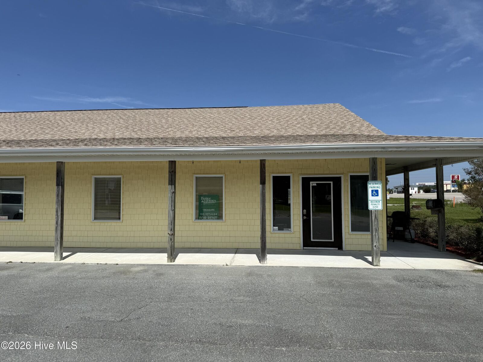 Property Photo: 1000 Nc 210 NC 28460