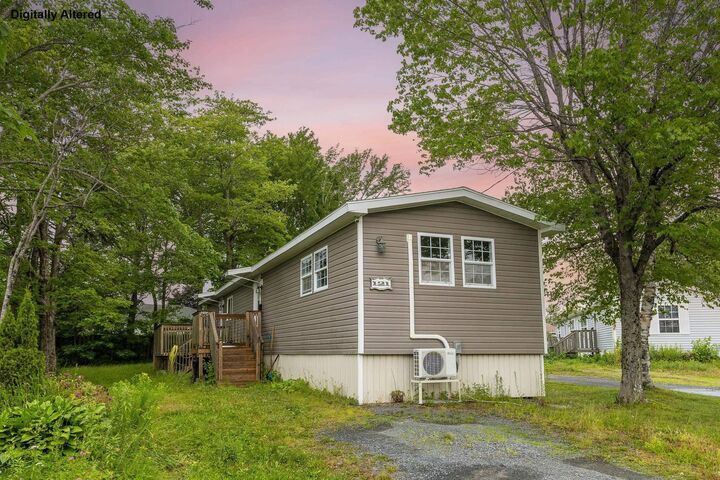121 Milo Terrace Terrace — photo 1