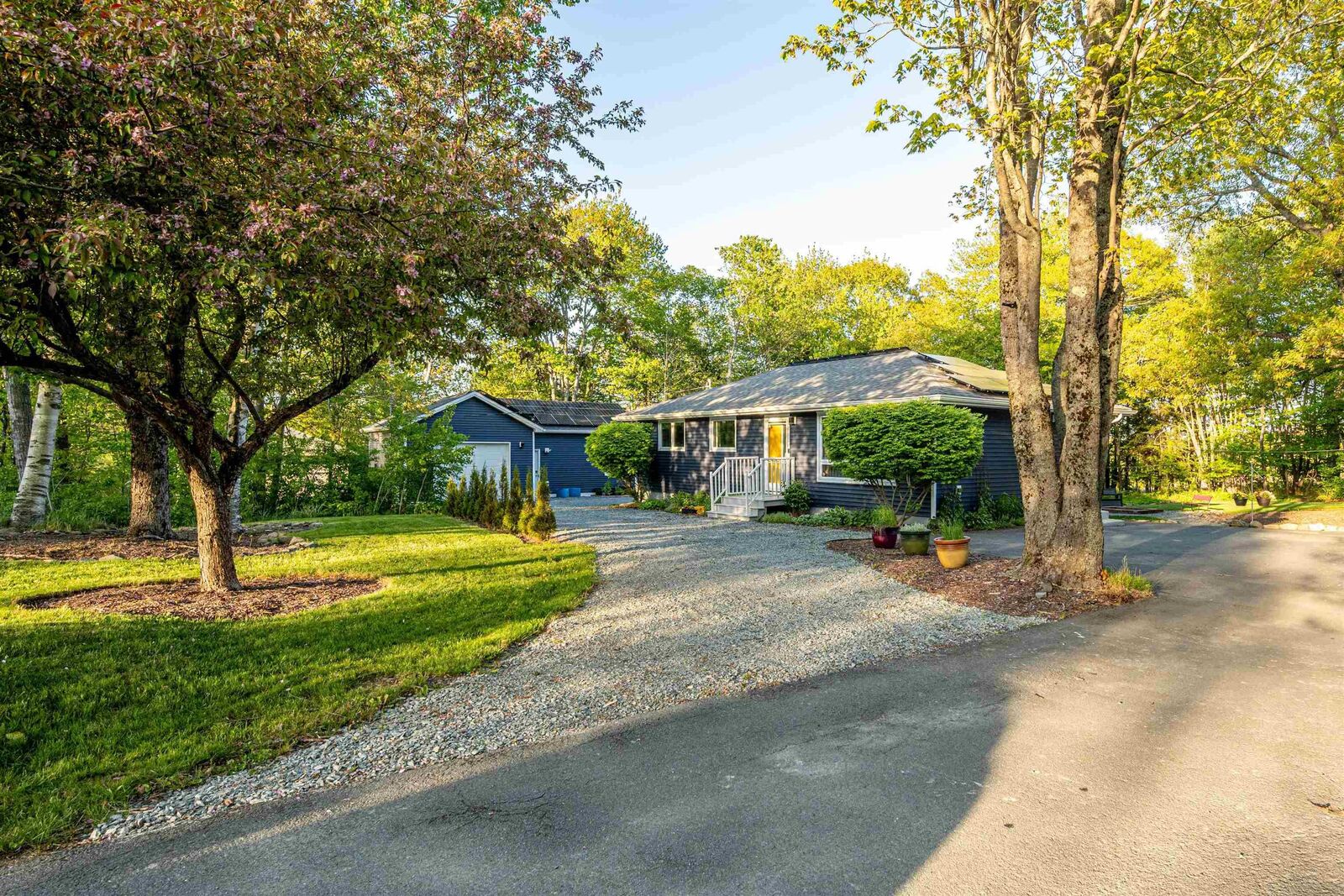 Property Photo:  409 Cobequid Road  NS B4C 3E6 